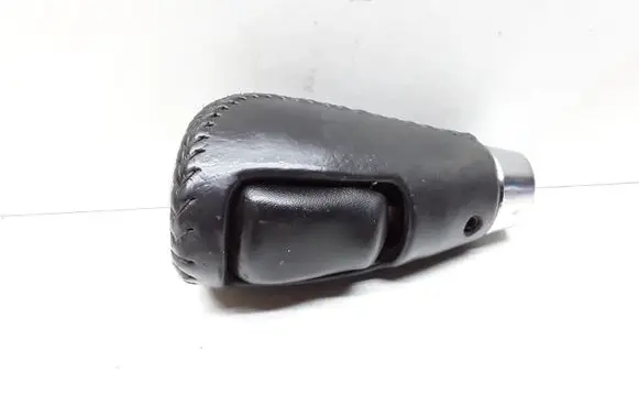 Chrysler Pacifica Gear lever shifter trim leather/knob