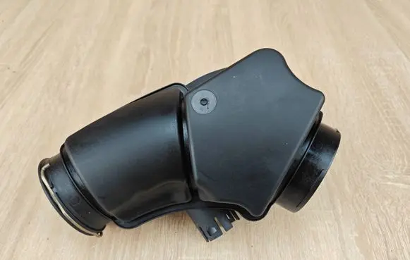 BMW 4 G22 G23 G24 G26 Intake resonator 8580432