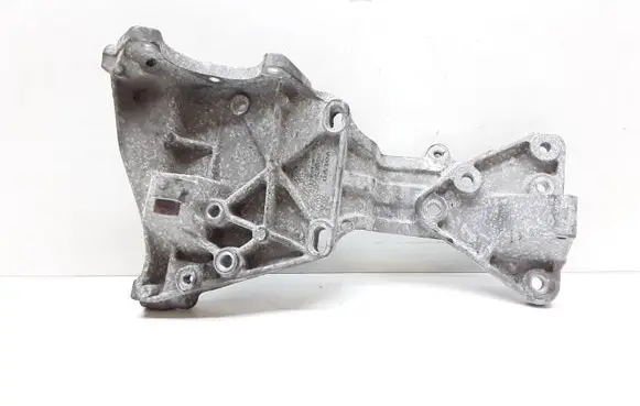 Volvo V70 Generator/alternator bracket 31316673