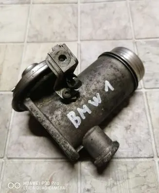 BMW 1 E81 E87 EGR valve 7792077 04T286