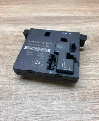 Mercedes-Benz E W211 Door control unit/module 2118201526 356805