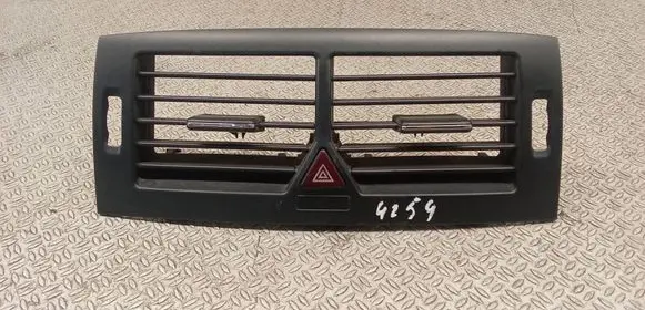 Mercedes-Benz B W245 Dash center air vent grill 
