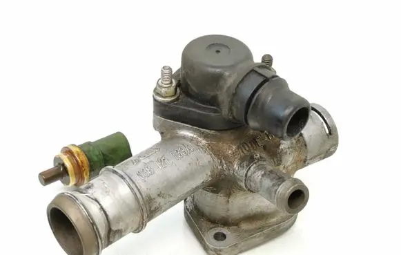 Audi A4 S4 B6 8E 8H Engine coolant pipe/hose 038121133A 059919501A
