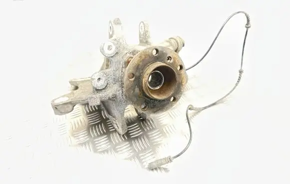 BMW 5 F10 F11 Rear wheel hub 6796100 R02702