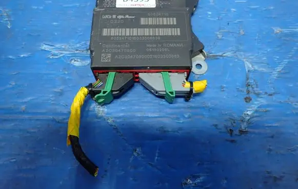 Alfa Romeo Mito Airbag control unit/module 50524710 A2C30470900 05160206L