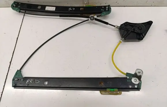 Audi A3 8Y Front window lifting mechanism without motor 8Y0837462