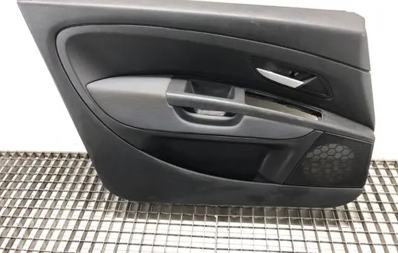 Fiat Grande Punto Front door card panel trim