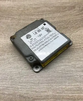 Volkswagen PASSAT B5 Airbag control unit/module 1J0909607 5WK4199