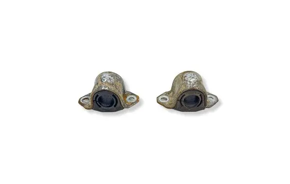 Subaru Outback (BT) Sway bar bush bracket, front 20414XC00A 20414XC00B