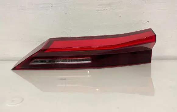 BMW X1 U11 Tailgate rear/tail lights H7946535309 F03867000F 000377