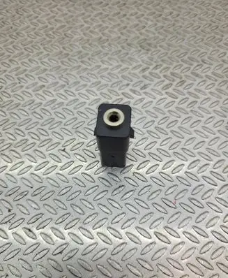Volvo XC60 AUX in-socket connector 31285608
