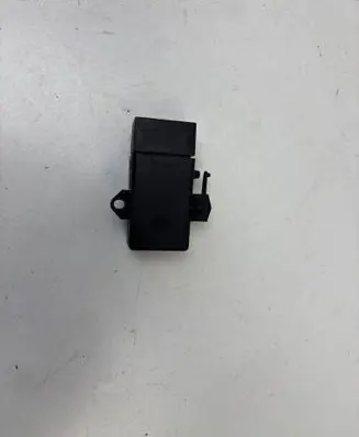 Skoda Rapid (NH) Seat heating relay 6R0959772E