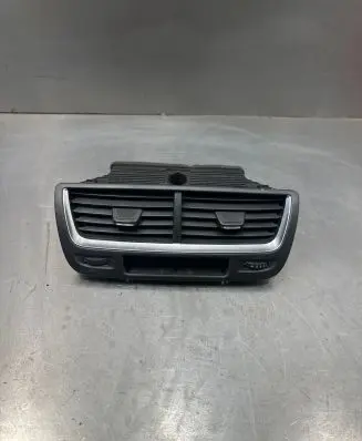 Opel Mokka Dash center air vent grill 95316389 95316391