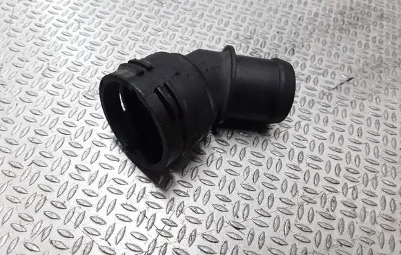 Volkswagen Golf V Engine coolant pipe/hose 1J0121619