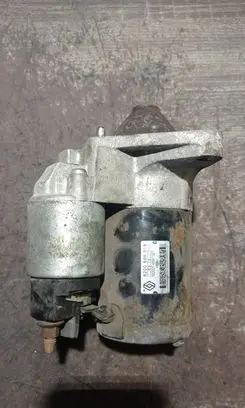 Renault Megane III Starter motor 8200665518
