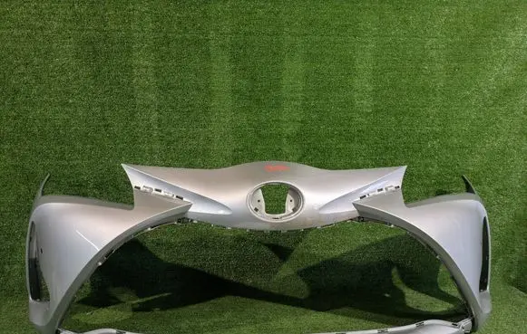 Toyota Yaris Front bumper 521190DA40