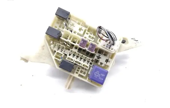Toyota Yaris Fuse box set