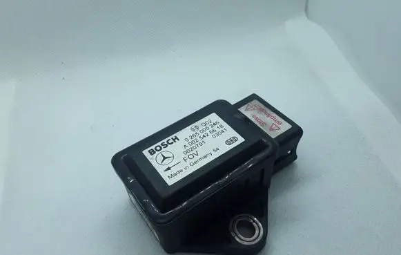 Mercedes-Benz E W211 ESP acceleration yaw rate sensor A0025426618 0265005246