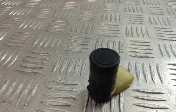 Audi A6 S6 C5 4B Parking PDC sensor 4B0919275E