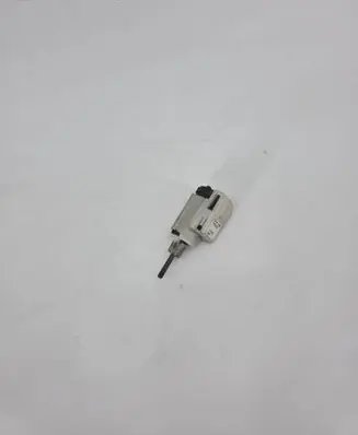 Audi A4 S4 B6 8E 8H Brake pedal sensor switch 8E0927189B 19322005