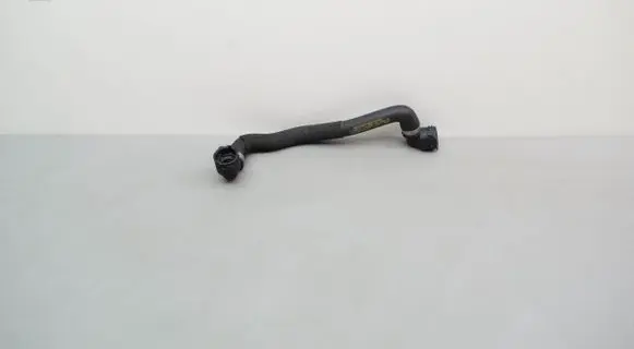 Mercedes-Benz GLC X253 C253 Engine coolant pipe/hose A2135017400