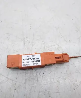 Volvo XC90 Airbag deployment crash/impact sensor 8651754