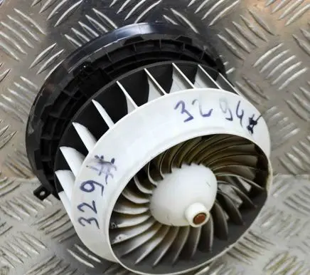 Mercedes-Benz C W205 Heater fan/blower F011500093 0130309002