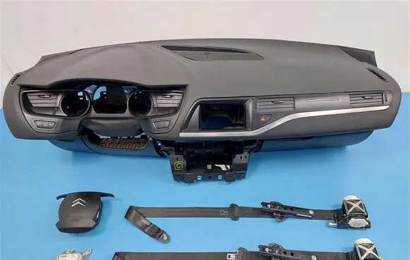 Citroen C5 Dashboard 96700916ZD