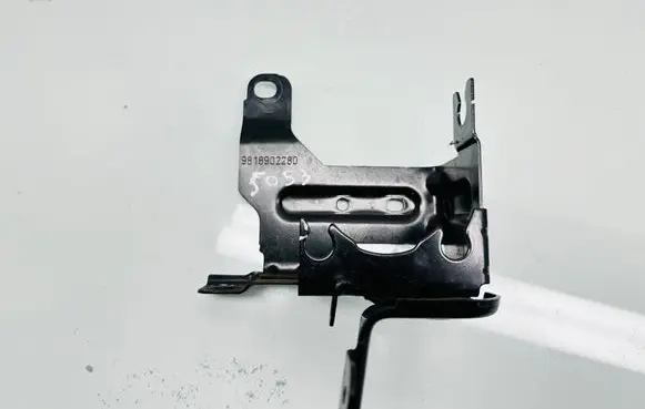Citroen C5 Aircross ABS pump bracket 9818902280