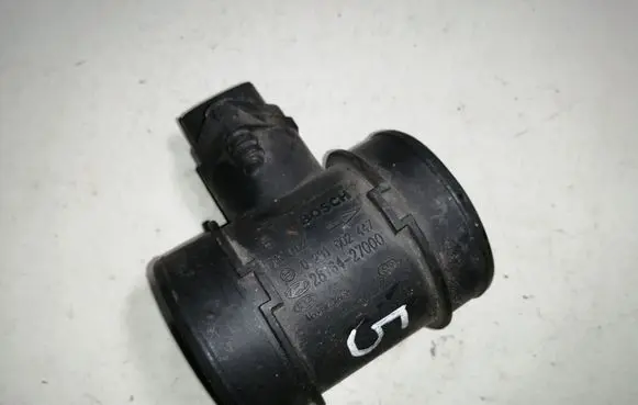 KIA Carens I Mass air flow meter 0281002447 2816427000