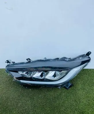 Toyota Yaris XP210 Headlight/headlamp EUK08