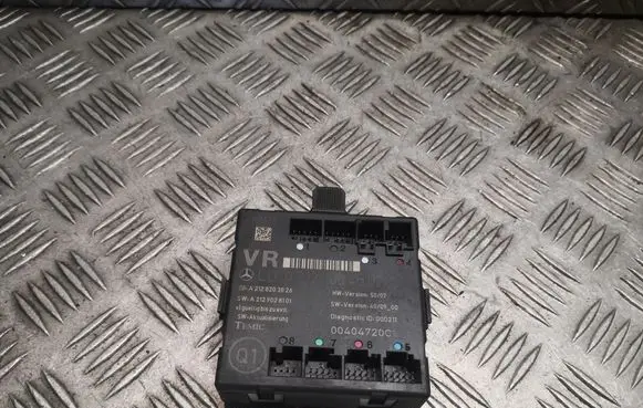 Mercedes-Benz C W204 Door control unit/module 2129004502 A2129004502