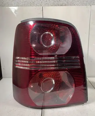 Volkswagen Touran I Rear/tail lights 1T0945095