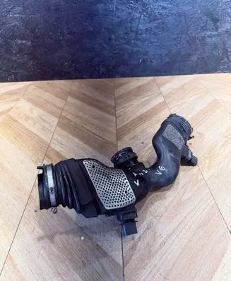 Mercedes-Benz ML W164 Air intake duct part A6420943497