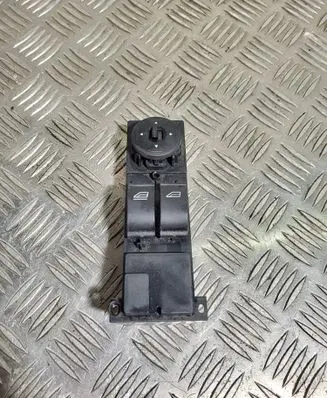 Ford Focus Electric window control switch 7M5T14529BA