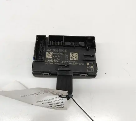 Audi Q7 4M Door control unit/module 4M0959593E 4M0959593C