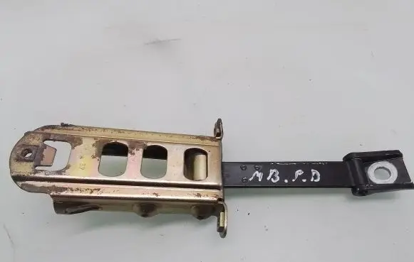 Mercedes-Benz E W210 Front door check strap stopper 