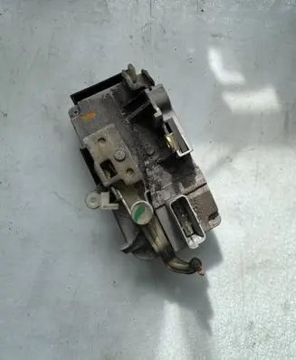 Citroen C8 Front door lock 389789