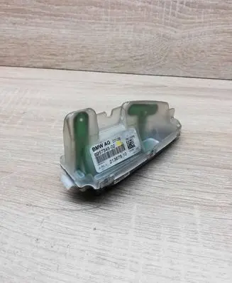 BMW 5 E60 E61 Aerial antenna amplifier 6957345