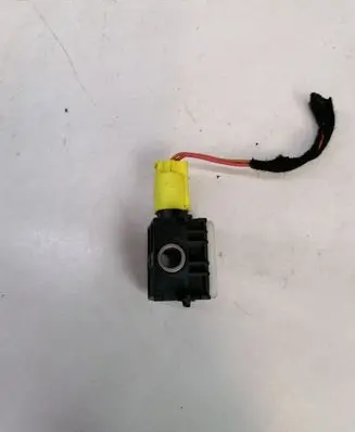 Mercedes-Benz ML W164 Airbag deployment crash/impact sensor 0038202826