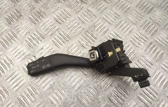 Volkswagen Touran I Indicator stalk 1K0953513A