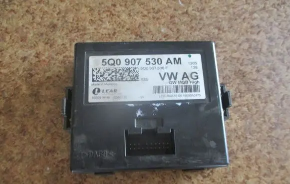 Volkswagen PASSAT B8 Gateway control module 5Q0907530AM