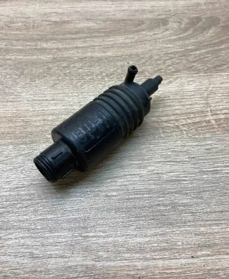 Audi A4 S4 B5 8D Windscreen/windshield washer pump 4A0955651