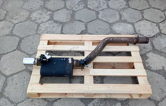 Dodge Charger Rear muffler/silencer tail pipe 5351481