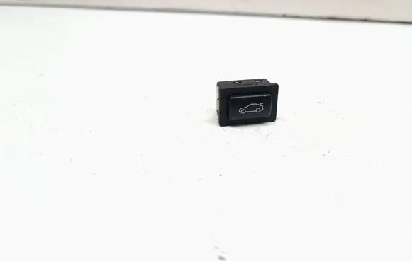 BMW 5 F10 F11 Tailgate opening switch 9200316
