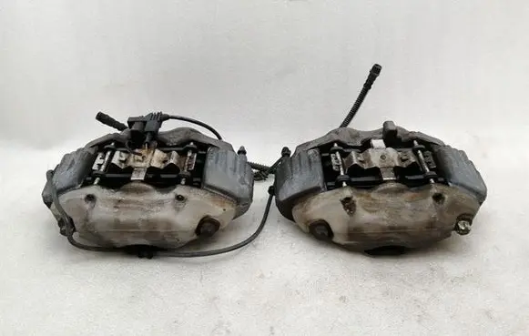 Mercedes-Benz S W221 Front brake caliper A0034205383 A0034205483