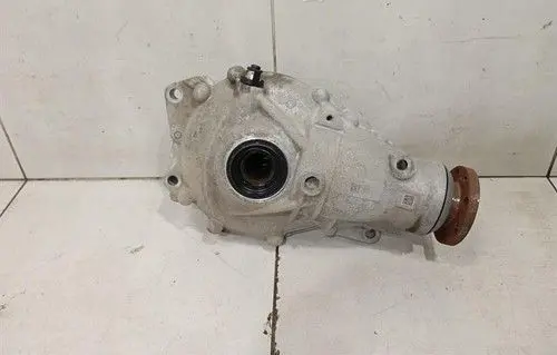 BMW M8 F93 Gran Coupe Front differential 31508635870
