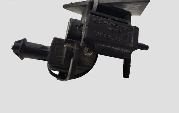 Volvo C30 Turbo solenoid valve 70051500 86992333 06T268