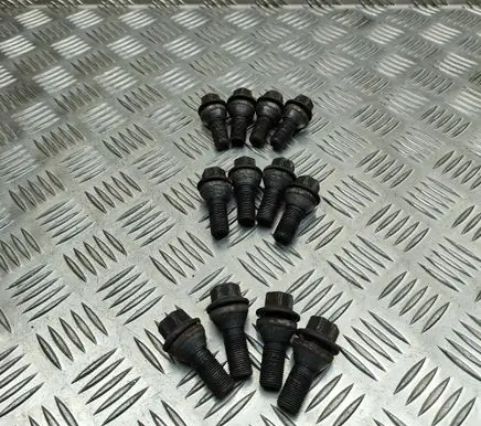 BMW X5 G05 Nuts/bolts 6795153