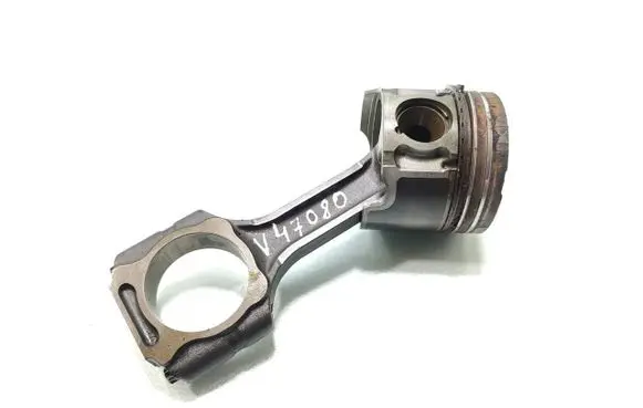 SsangYong Rodius Piston with connecting rod 